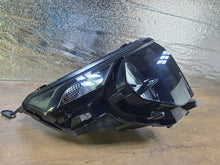 Laden Sie das Bild in den Galerie-Viewer, Frontscheinwerfer Ford Transit Courier R2X613W029CE Rechts Headlight SCH1136951234ze