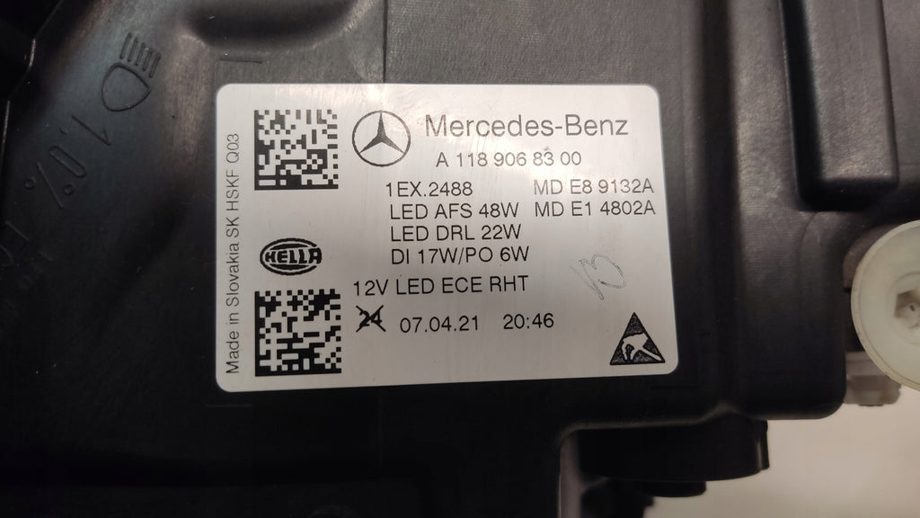 Frontscheinwerfer Mercedes-Benz Cla A1189068300 LED Rechts oder Links