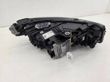 Laden Sie das Bild in den Galerie-Viewer, Frontscheinwerfer BMW 2 Active Tourer U06 12083050000 5A4224708 LED Links SCH1770764578cg