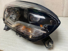 Laden Sie das Bild in den Galerie-Viewer, Frontscheinwerfer Renault Scenic 260100821R LED Rechts Scheinwerfer Headlight SCH6798464839ji