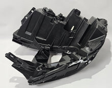 Laden Sie das Bild in den Galerie-Viewer, Frontscheinwerfer Nissan Interstar Master III 260106174R Rechts Headlight SCH7879423955ad