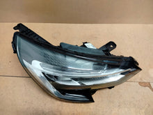 Laden Sie das Bild in den Galerie-Viewer, Frontscheinwerfer Renault Clio V 260108676R LED Rechts Scheinwerfer Headlight SCH9532584786nm