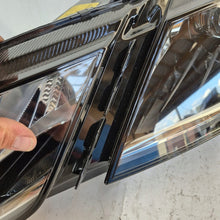 Load image into Gallery viewer, Frontscheinwerfer Skoda Octavia III 5E1941007E Full LED Links Headlight SCH8129087599dk