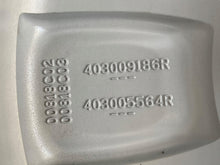 Laden Sie das Bild in den Galerie-Viewer, 1x Alufelge 16 Zoll 6.5&quot; 4x100 45ET Glanz 403009186 Renault Sandero Stepway