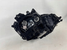 Load image into Gallery viewer, Frontscheinwerfer VW Sportsvan 517941031B Xenon Ein Stück (Rechts oder Links)