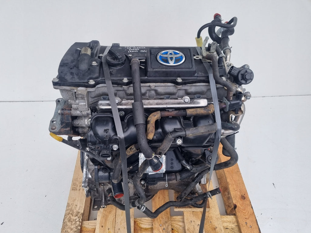 Motor Toyota Corolla 2ZR-FXE 1.8 80TKm 2013 Benzin Engine Komplett