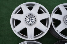 Laden Sie das Bild in den Galerie-Viewer, 4x Alufelge 17 Zoll 7.0" 5x100 38ET 1C0601025E VW Golf IV Polo New Beetle FEL9430347880bm