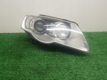 Laden Sie das Bild in den Galerie-Viewer, Frontscheinwerfer VW Passat 3C0941752D Xenon Rechts Scheinwerfer Headlight SCH2604574908az