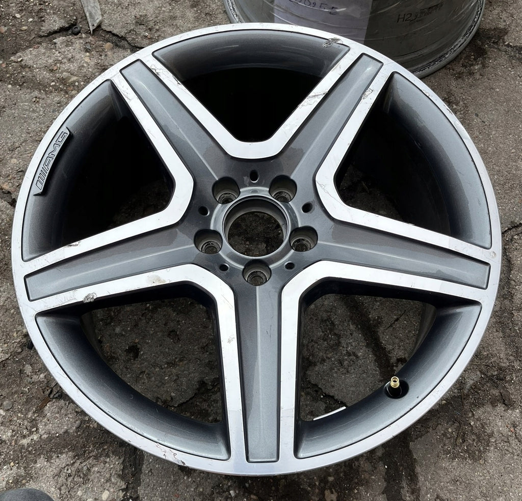 1x Alufelge 19 Zoll 8.0" 5x112 A1564010600 Mercedes-Benz Gla Rim Wheel FEL9606835202ya