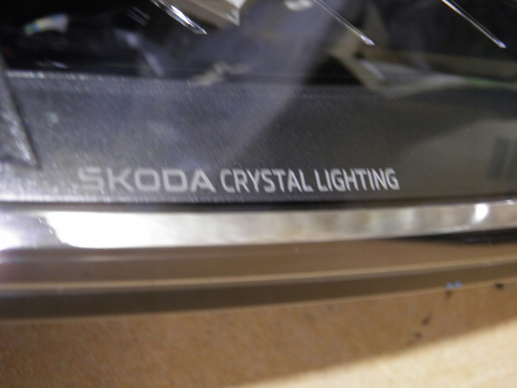 Frontscheinwerfer Skoda Octavia 5e3 5E4941036 LED Rechts Scheinwerfer Headlight SCH8906751106ek