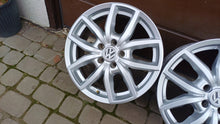 Laden Sie das Bild in den Galerie-Viewer, 4x Alufelge 17 Zoll 7.5" 5x112 55ET Matt Silber KBA49355 Rim Wheel FEL2587574855ly