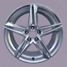 Load image into Gallery viewer, 1x Alufelge 18 Zoll 8.0&quot; 5x112 40ET Glanz Silber 8W0601025R Audi A4 Rim Wheel