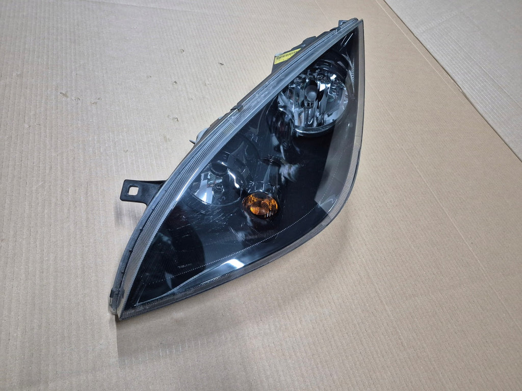 Frontscheinwerfer Mitsubishi Colt VI I 8301B367 FALSE Scheinwerfer Headlight SCH5822181327zi