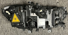 Laden Sie das Bild in den Galerie-Viewer, Frontscheinwerfer BMW X5 G05 G06 5A2799701 LE16A6379 Links Headlight SCH2433671272yg