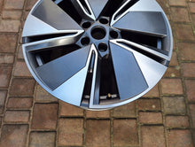 Load image into Gallery viewer, 1x Alufelge 19 Zoll 8.0" 5x112 45ET Glanz Graphit 5LA601025A Mg Enyaq Rim Wheel FEL9933057295xw