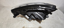 Laden Sie das Bild in den Galerie-Viewer, Frontscheinwerfer Skoda Kamiq 655941016C LED Rechts Scheinwerfer Headlight SCH6159804788lm
