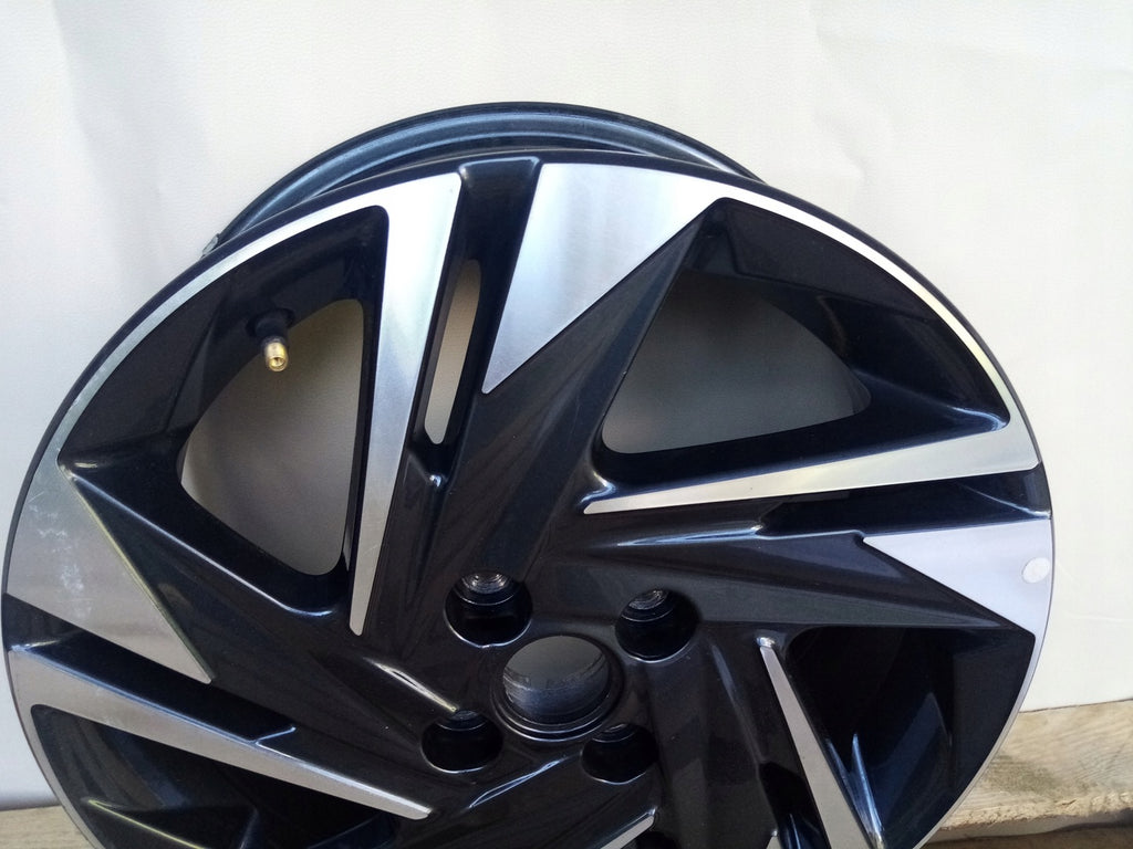 1x Alufelge 16 Zoll 6.0" 4x100 50ET 52910-Q0200 Hyundai Rim Wheel