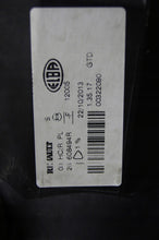 Load image into Gallery viewer, Frontscheinwerfer Dacia Sandero II 260608494R 260105344R Ein Satz Headlight SCH8438140415tf