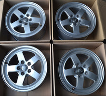 Load image into Gallery viewer, 4x Alufelge 16 Zoll 7.0&quot; 5x112 35ET Glanz Silber 8W0601025 Audi A6 A4 Rim Wheel