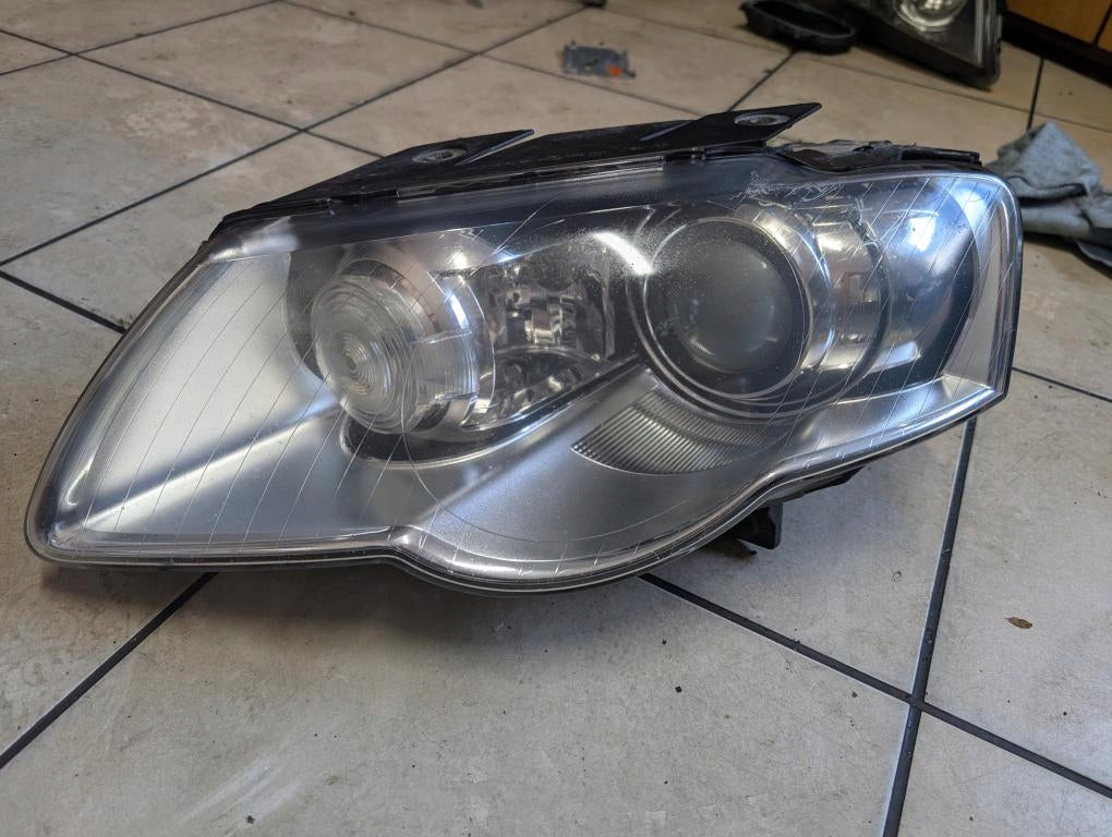 Frontscheinwerfer VW Passat 3C0941751G Xenon Links Scheinwerfer Headlight SCH8379010259pl