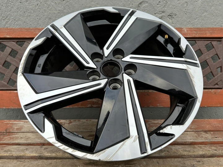 1x Alufelge 18 Zoll 7.0" 5x114.3 38ET Mitsubishi Outlander Eclipse Cross FEL8891676841hw