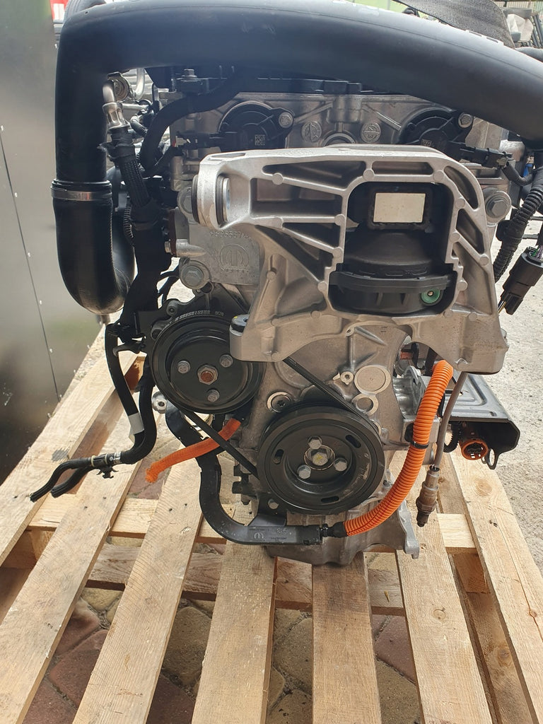 Motor Peugeot 3008 CRD93 1.6 73PS 54kW Benzin Engine Komplett