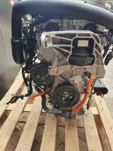 Laden Sie das Bild in den Galerie-Viewer, Motor Peugeot 3008 CRD93 1.6 73PS 54kW Benzin Engine Komplett