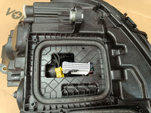 Laden Sie das Bild in den Galerie-Viewer, Frontscheinwerfer Mercedes-Benz W213 A2139066810 LED Rechts Headlight SCH1286898252id
