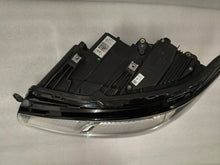 Laden Sie das Bild in den Galerie-Viewer, Frontscheinwerfer VW Multivan Transporter 7L1941035A Links Headlight SCH1423292411cx