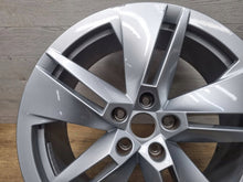 Load image into Gallery viewer, 1x Alufelge 19 Zoll 8.0" 5x112 45ET Glanz Silber 5LA601025B Skoda Enyaq Iv FEL5807616601jt