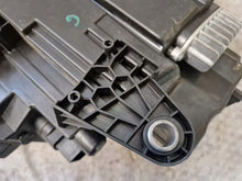 Laden Sie das Bild in den Galerie-Viewer, Frontscheinwerfer Skoda Octavia III 5E1941015D LED FALSE Scheinwerfer Headlight SCH2845515478ts