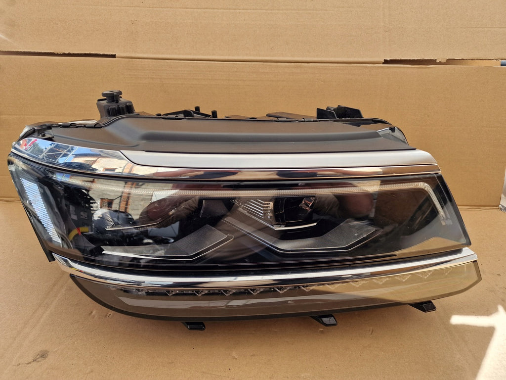 Frontscheinwerfer VW Tiguan 5NB941082A Rechts Scheinwerfer Headlight