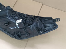 Laden Sie das Bild in den Galerie-Viewer, Frontscheinwerfer Hyundai Tucson 92102-D7100 Rechts Scheinwerfer Headlight SCH7332737756vc