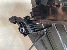 Laden Sie das Bild in den Galerie-Viewer, Frontscheinwerfer Skoda Enyaq 5LB941015A Full LED Links Scheinwerfer Headlight