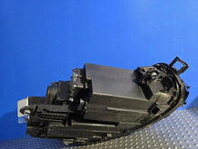 Laden Sie das Bild in den Galerie-Viewer, Frontscheinwerfer VW Passat 3J1941005 LED Links Scheinwerfer Headlight SCH1433108093ny