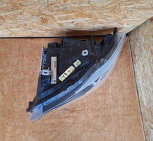 Laden Sie das Bild in den Galerie-Viewer, Frontscheinwerfer BMW 3 E91 E90 6942737 Xenon Links Scheinwerfer Headlight