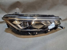 Laden Sie das Bild in den Galerie-Viewer, Frontscheinwerfer VW Passat 3J1941006 LED Rechts Scheinwerfer Headlight SCH6218743706vt