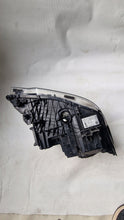 Laden Sie das Bild in den Galerie-Viewer, Frontscheinwerfer BMW 5 G31 G30 8499121-04 LED Links Scheinwerfer Headlight SCH6375439983la