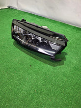 Laden Sie das Bild in den Galerie-Viewer, Frontscheinwerfer Skoda Octavia IV 5E4941016 LED Rechts Scheinwerfer Headlight SCH8888366035cl