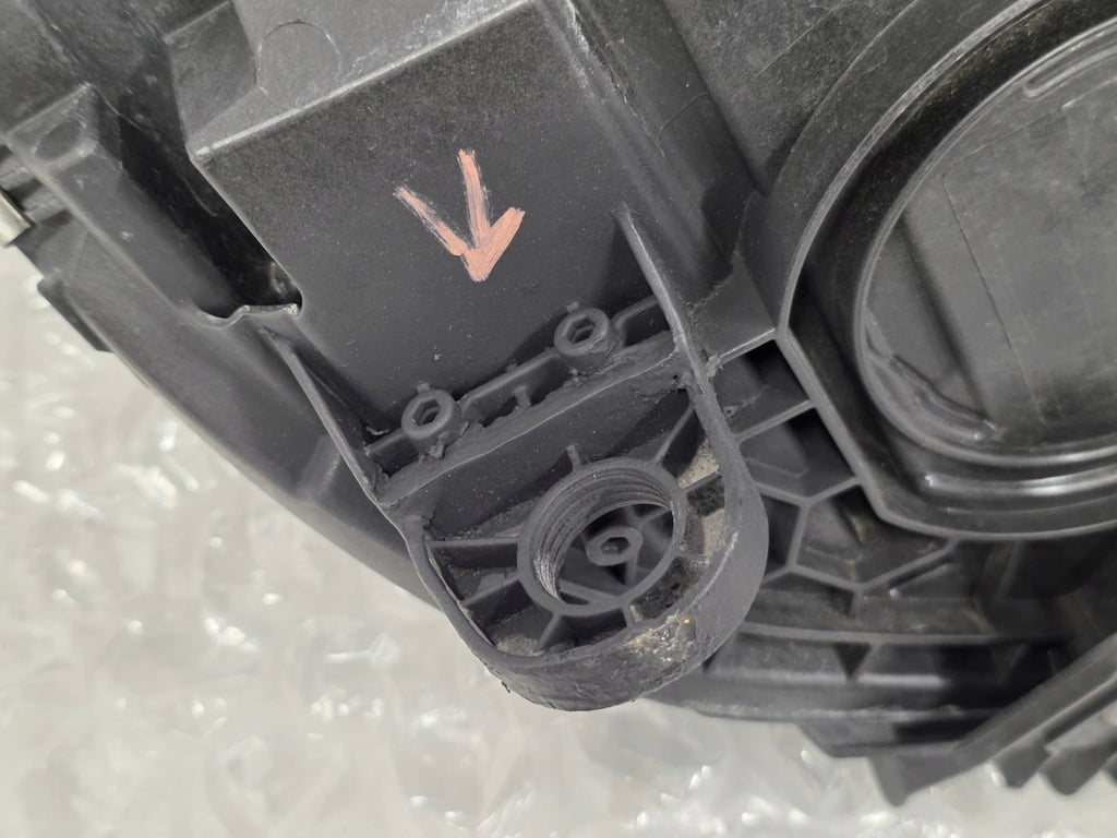 Frontscheinwerfer Mercedes-Benz W206 A2069068104 Links Scheinwerfer Headlight SCH9969826435iz