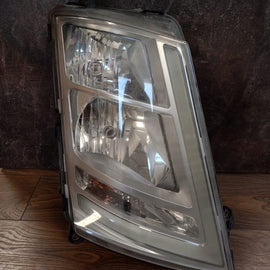 Frontscheinwerfer Volvo 84170200 Rechts Scheinwerfer Headlight SCH6738030204xd
