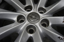 Load image into Gallery viewer, 1x Alufelge 17 Zoll 7.0&quot; 5x105 42ET Opel Astra J Rim Wheel