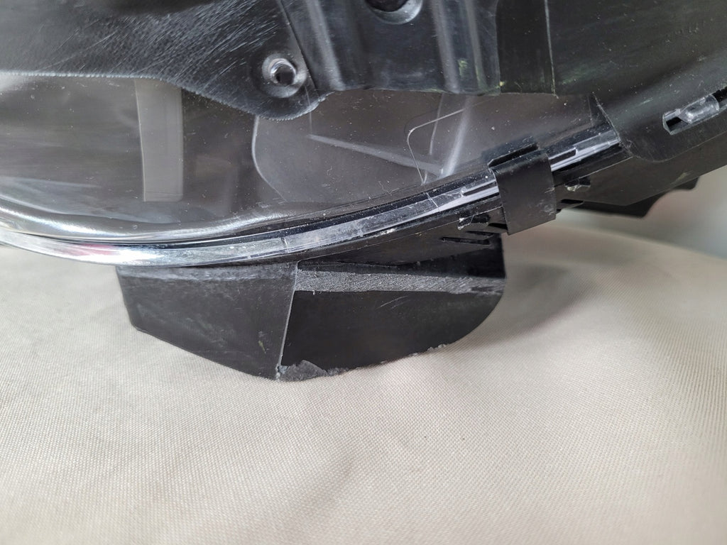 Frontscheinwerfer Mercedes-Benz W246 A2468207161 Xenon Links Headlight SCH6005020121wq
