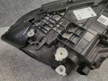 Laden Sie das Bild in den Galerie-Viewer, Frontscheinwerfer Mercedes-Benz W177 A1779065704 Links Scheinwerfer Headlight SCH8190764930fo