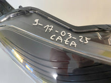 Load image into Gallery viewer, Frontscheinwerfer Toyota Yaris Rechts Scheinwerfer Headlight