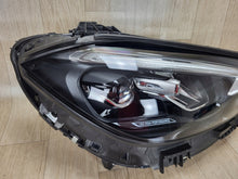 Laden Sie das Bild in den Galerie-Viewer, Frontscheinwerfer Mercedes-Benz W206 A2069064003 LED Rechts Headlight SCH6454481920db