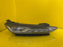 Laden Sie das Bild in den Galerie-Viewer, Frontscheinwerfer Hyundai Kona 92208-J90 LED Rechts Scheinwerfer Headlight