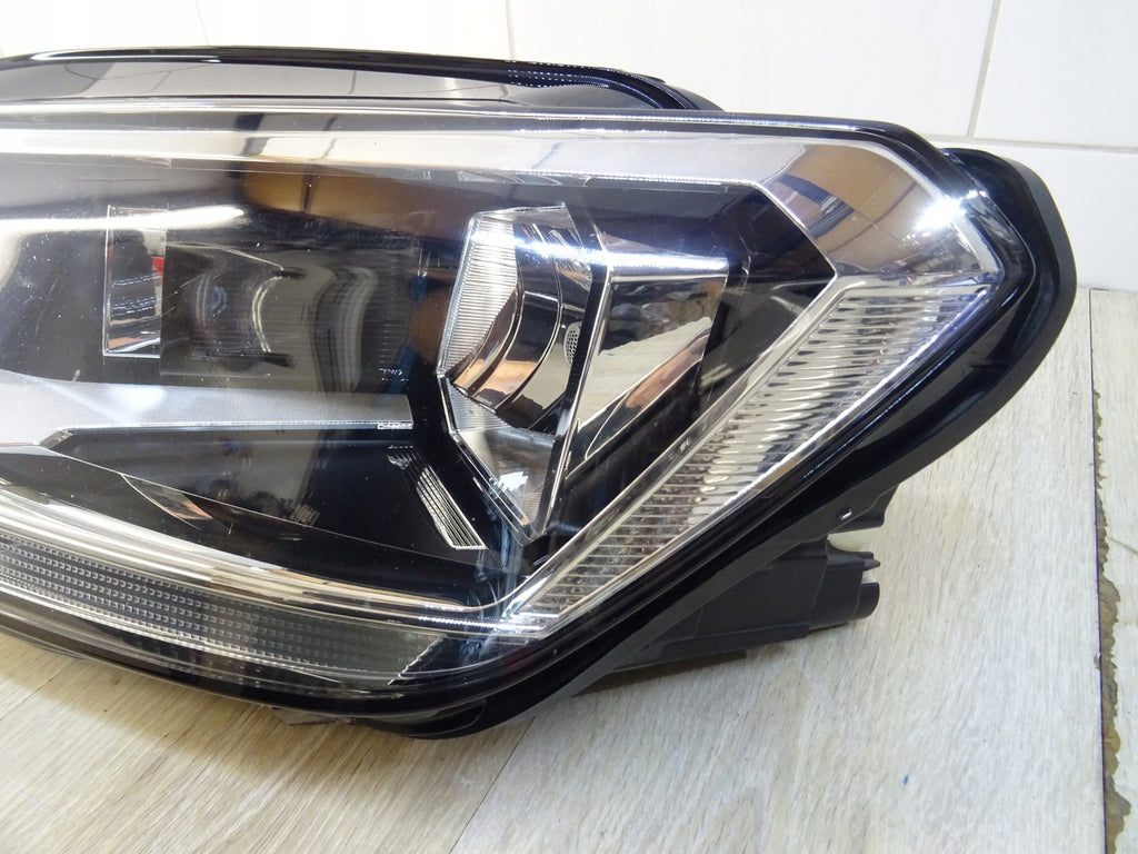 Frontscheinwerfer VW Caddy 2K1941005B Ein Stück (Rechts oder Links) Headlight SCH7978123610ks
