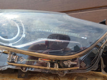 Laden Sie das Bild in den Galerie-Viewer, Frontscheinwerfer Mazda 6 Gj GHR451030 Bi-Xenon Rechts Scheinwerfer Headlight SCH6048007744dq