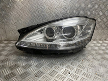 Laden Sie das Bild in den Galerie-Viewer, Frontscheinwerfer Mercedes-Benz W221 A2218204539 Xenon Rechts oder Links SCH5491106961tp